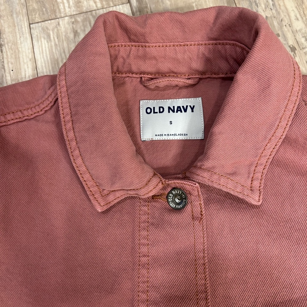 Old Navy Workwear Shacket - Picture 7 of 9